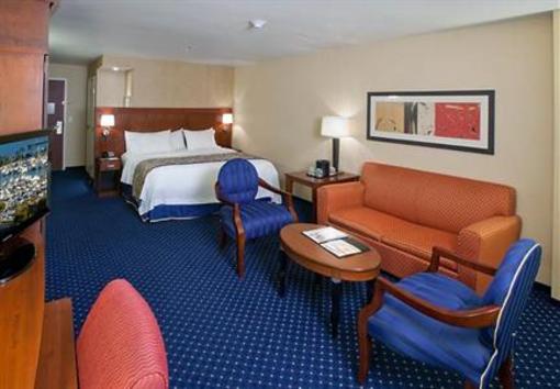 фото отеля Courtyard by Marriott Ontario-Rancho Cucamonga