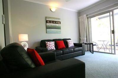фото отеля Marlin Cove Holiday Resort