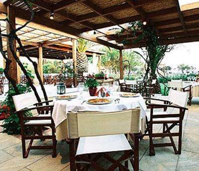 фото отеля Golden Beach Hotel & Apartments Tinos