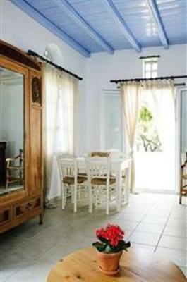 фото отеля Golden Beach Hotel & Apartments Tinos