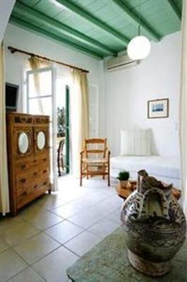 фото отеля Golden Beach Hotel & Apartments Tinos