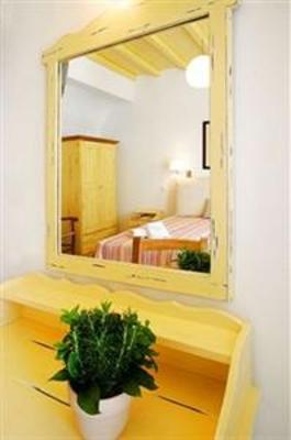 фото отеля Golden Beach Hotel & Apartments Tinos