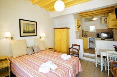 фото отеля Golden Beach Hotel & Apartments Tinos
