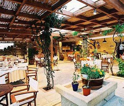 фото отеля Golden Beach Hotel & Apartments Tinos