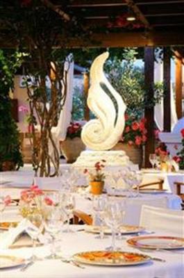 фото отеля Golden Beach Hotel & Apartments Tinos