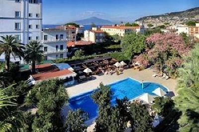 фото отеля Hotel Mediterraneo Sorrento
