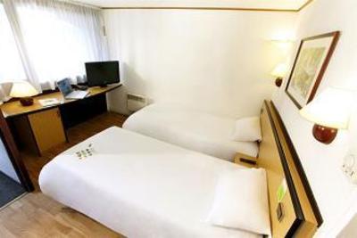 фото отеля Campanile Avignon Sud Montfavet La Cristole Hotel