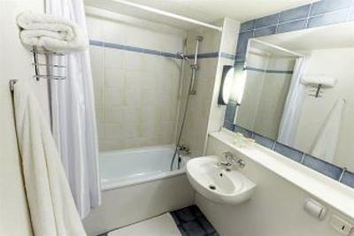 фото отеля Campanile Avignon Sud Montfavet La Cristole Hotel