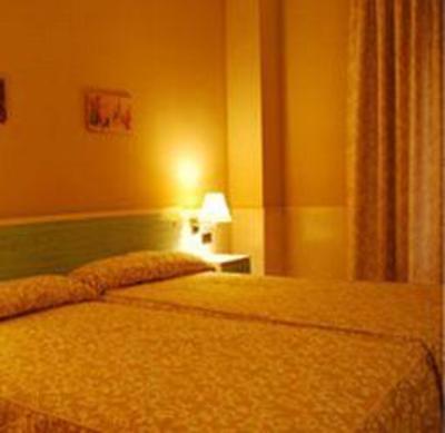 фото отеля Hotel Rio Arga