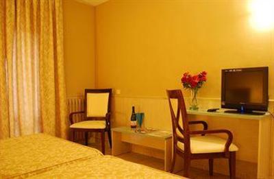 фото отеля Hotel Rio Arga