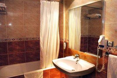 фото отеля Hotel Rio Arga