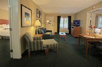 фото отеля Hampton Inn Clearwater Central