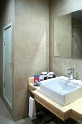 фото отеля Dongda Holiday Hotel