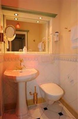 фото отеля Rugard Strandhotel