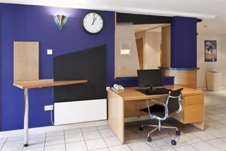 фото отеля Express By Holiday Inn Strathclyde Park Motherwell