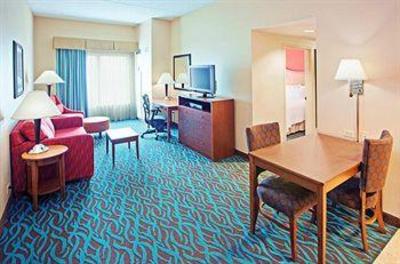фото отеля Hampton Inn & Suites Chicago North Shore/Skokie