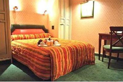 фото отеля Elysees Hotel