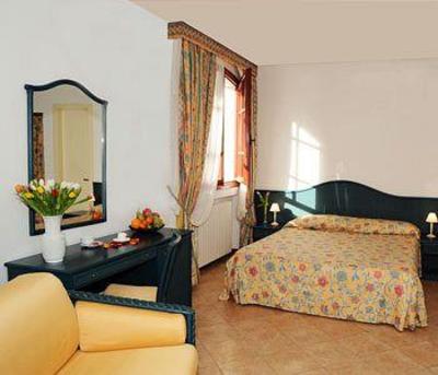 фото отеля La Locanda Azzurra Hotel Sanremo