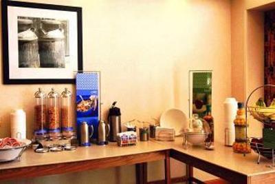 фото отеля Hampton Inn and Suites Ft. Wayne North