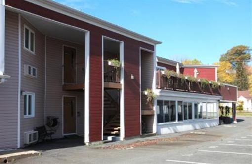 фото отеля Hotel Motel Le Chateauguay