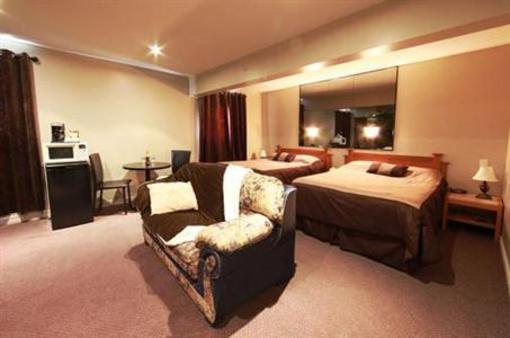 фото отеля Hotel Motel Le Chateauguay