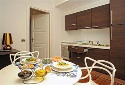 фото отеля Suites Rome 55