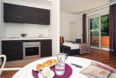 фото отеля Suites Rome 55