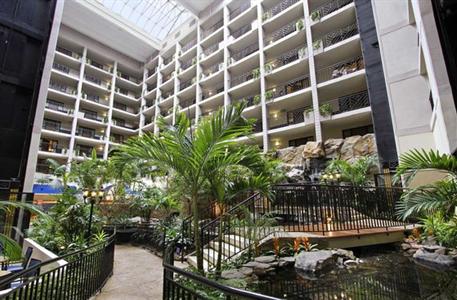 фото отеля Embassy Suites Baltimore North Hunt Valley