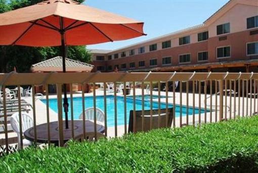 фото отеля Country Inn & Suites Scottsdale