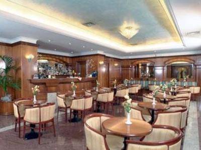 фото отеля Hotel Capital Inn