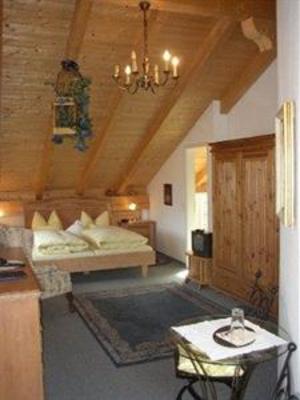 фото отеля Ferienhaus Fux Hotel Oberammergau