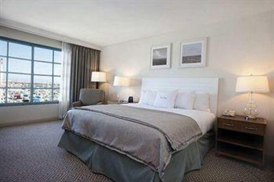 фото отеля DoubleTree by Hilton Hotel San Pedro
