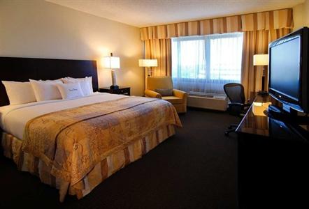 фото отеля DoubleTree by Hilton Hotel Chicago - Schaumburg