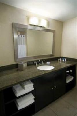 фото отеля DoubleTree by Hilton Hotel Chicago - Schaumburg