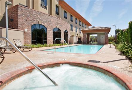 фото отеля Holiday Inn Express Hotel & Suites Atascadero