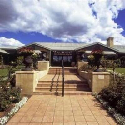 фото отеля Harrigan's Irish Pub & Accommodation