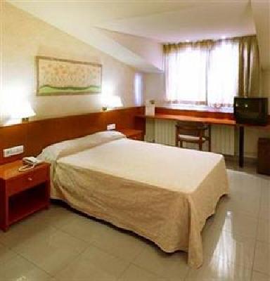 фото отеля Hotel Urpi Sabadell