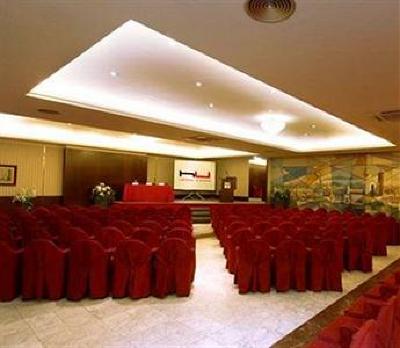 фото отеля Hotel Urpi Sabadell