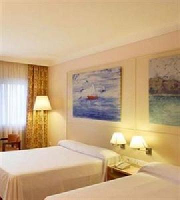 фото отеля Hotel Urpi Sabadell