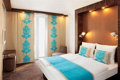 фото отеля Motel One Munchen Deutsches Museum