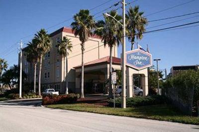 фото отеля Hampton Inn Tampa / Rocky Point - Airport