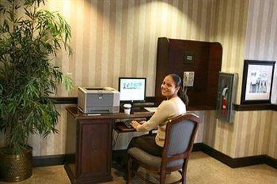 фото отеля Hampton Inn Tampa / Rocky Point - Airport