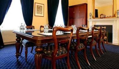 фото отеля Dunboyne Castle Hotel And Spa