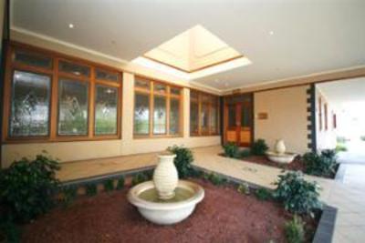 фото отеля BEST WESTERN All Settlers Motor Inn
