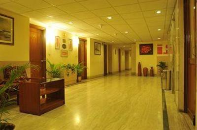 фото отеля Hotel Bangalore Gate