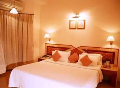 фото отеля Hotel Bangalore Gate