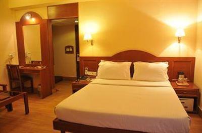 фото отеля Hotel Bangalore Gate