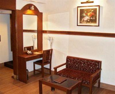 фото отеля Hotel Bangalore Gate