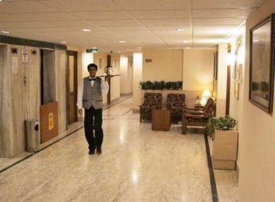 фото отеля Hotel Bangalore Gate