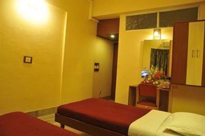 фото отеля Hotel Bangalore Gate